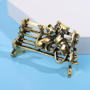 Creative Vintage Plated Gold Cat Bench Brooch