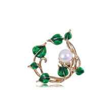 Load image into Gallery viewer, Fashion Temperament Plated Gold Enamel Green Leaf Imitation Pearl Brooch