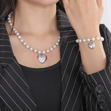 Load image into Gallery viewer, Fashion Romantic 316L Stainless Steel Heart Imitation Pearl Beaded Bracelet