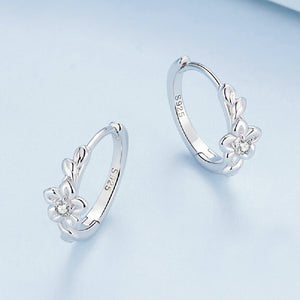 925 Sterling Silver Simple Fashion Flower Vine Geometric Stud Earrings with Cubic Zirconia