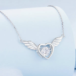 925 Sterling Silver Fashion Simple Heart Angel Wings Pendant with Cubic Zirconia and Necklace