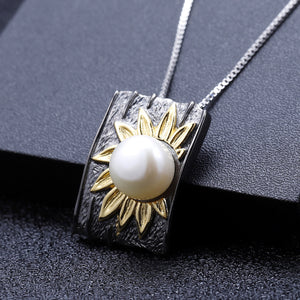 925 Sterling Silver Plated Black Fashion Temperament Gold Sunflower Freshwater Pearl Geometric Pendant with Necklace
