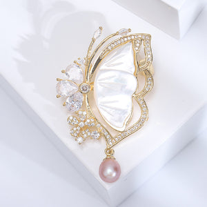 Fashion Temperament Plated Gold Shell Butterfly Imitation Pearl Brooch with Cubic Zirconia