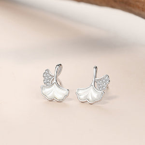 925 Sterling Silver Simple Fashion Ginkgo Leaf Mother-of-pearl Stud Earrings with Cubic Zirconia