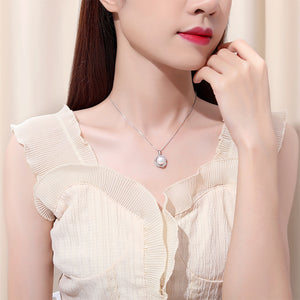 925 Sterling Silver Fashion Elegant Flower Imitation Pearl Pendant with Cubic Zirconia and Necklace