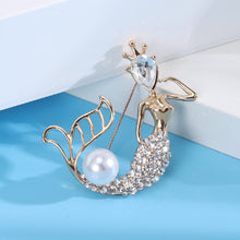 Load image into Gallery viewer, Fashion Temperament Plated Gold Mermaid Imitation Pearl Brooch with Cubic Zirconia