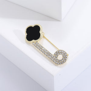 Fashion Simple Plated Gold Enamel Black Four-Leafed Clover Paperclip Brooch with Cubic Zirconia