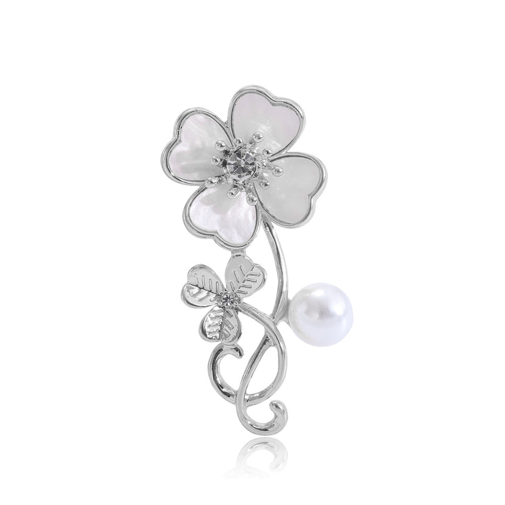 Fashion Simple Four-Leafed Clover Imitation Pearl Brooch with Cubic Zirconia