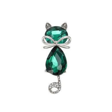 Simple and Cute Cat Brooch with Green Cubic Zirconia