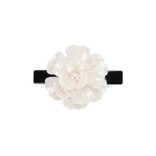 Load image into Gallery viewer, Fashion and Elegant White Flower Imitation Pearl Hair Slide