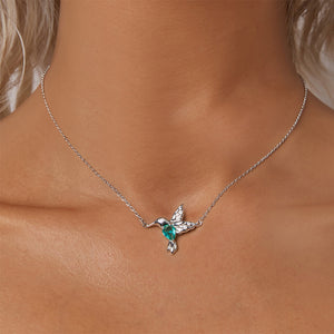 925 Sterling Silver Fashion Temperament Hummingbird Pendant with Green Cubic Zirconia and Necklace