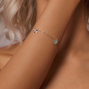 925 Sterling Silver Fashion Simple Enamel Daisy Bee Bracelet with Cubic Zirconia