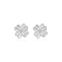 Load image into Gallery viewer, 925 Sterling Silver Simple and Fashion Four-leafed Clover Stud Earrings