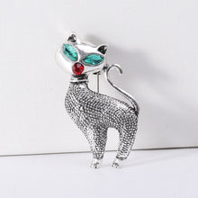 Load image into Gallery viewer, Simple Cute Cat Brooch with Cubic Zirconia