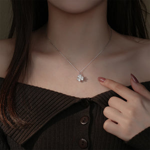 925 Sterling Silver Fashion Brilliant Three-leafed Clover Pendant with Cubic Zirconia and Necklace