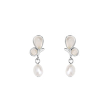 Load image into Gallery viewer, 925 Sterling Silver Fashion and Elegant Butterfly Imitation Pearl Stud Earrings